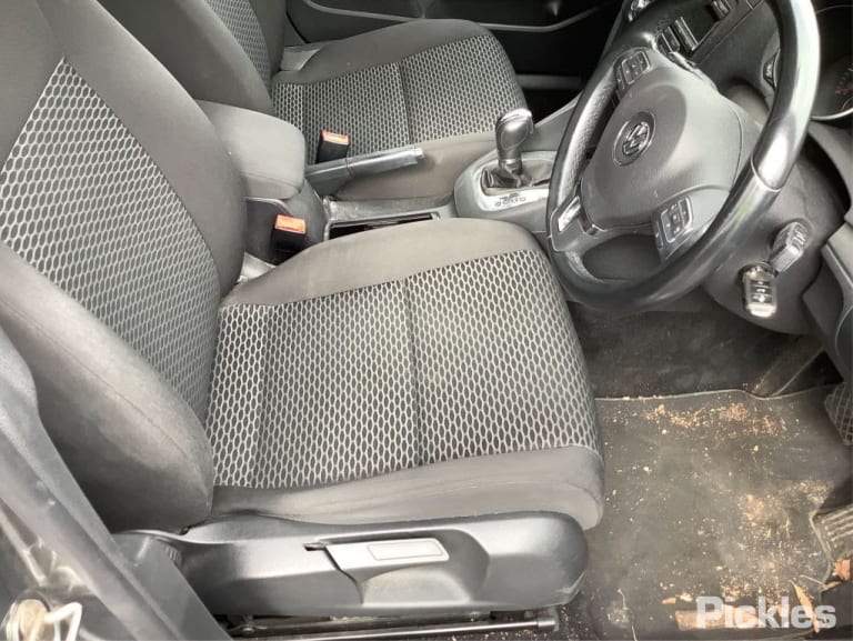 2012 VOLKSWAGEN GOLF GEN 6, WAGON, 09/09-01/13 1K9945095G LEFT TAILLIGHT