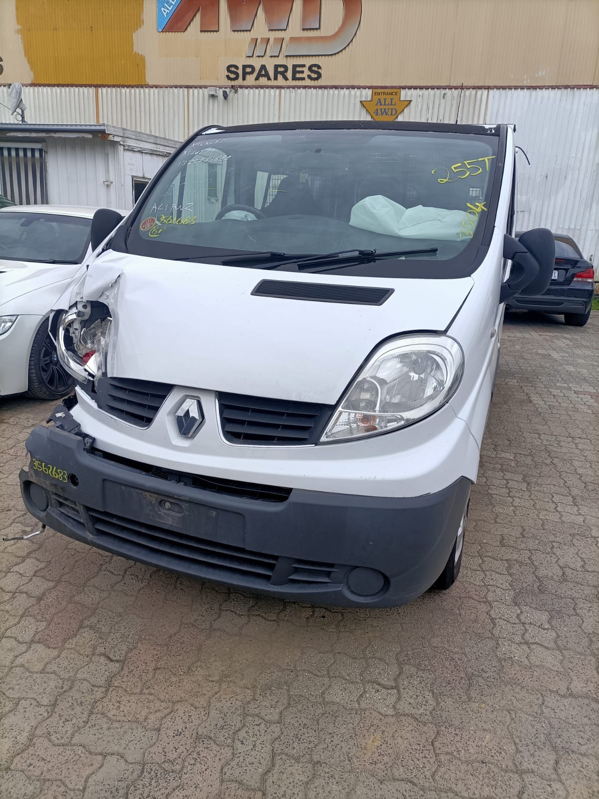 2013 RENAULT TRAFIC X83, VAN 04/04-12/14 7701034176 7701034177 REVERSING LIGHT