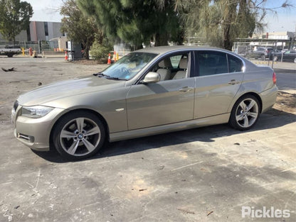 2012 BMW 3 SERIES E90/E91, SEDAN/WAGON, 03/05-04/12 41007203644 RIGHT FRONT DOOR