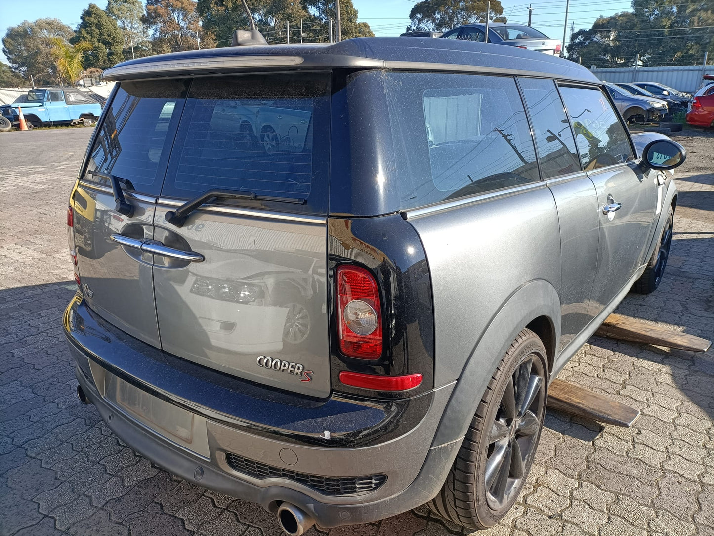 2011 MINI COOPER LEFT FRONT DOOR LOCK, R55/R56, HATCH/WAGON, 01/09-05/14 51200556770 DOOR BOOT GATE LOCK