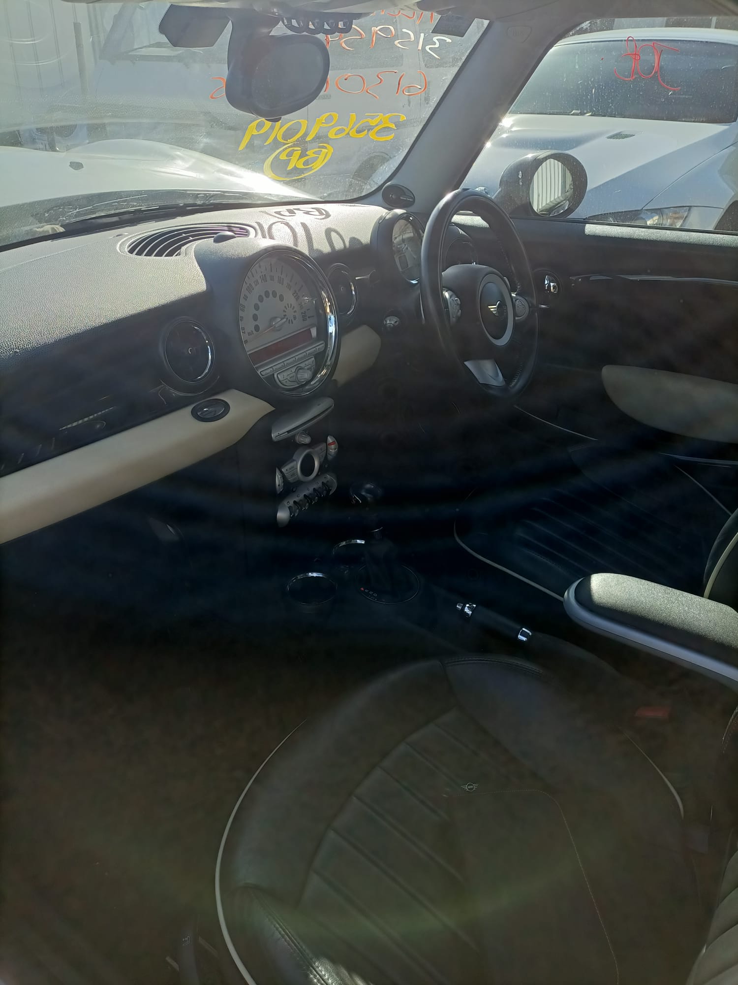 2011 MINI COOPER RIGHT FRONT DOOR LOCK, R55/R56, HATCH/WAGON, 01/09-05/14 51200556767 DOOR BOOT GATE LOCK