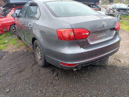 2011 VOLKSWAGEN JETTA REINFORCEMENT, 1B, 02/11-12/17 5C6807305 R BAR BRACKET REINFO