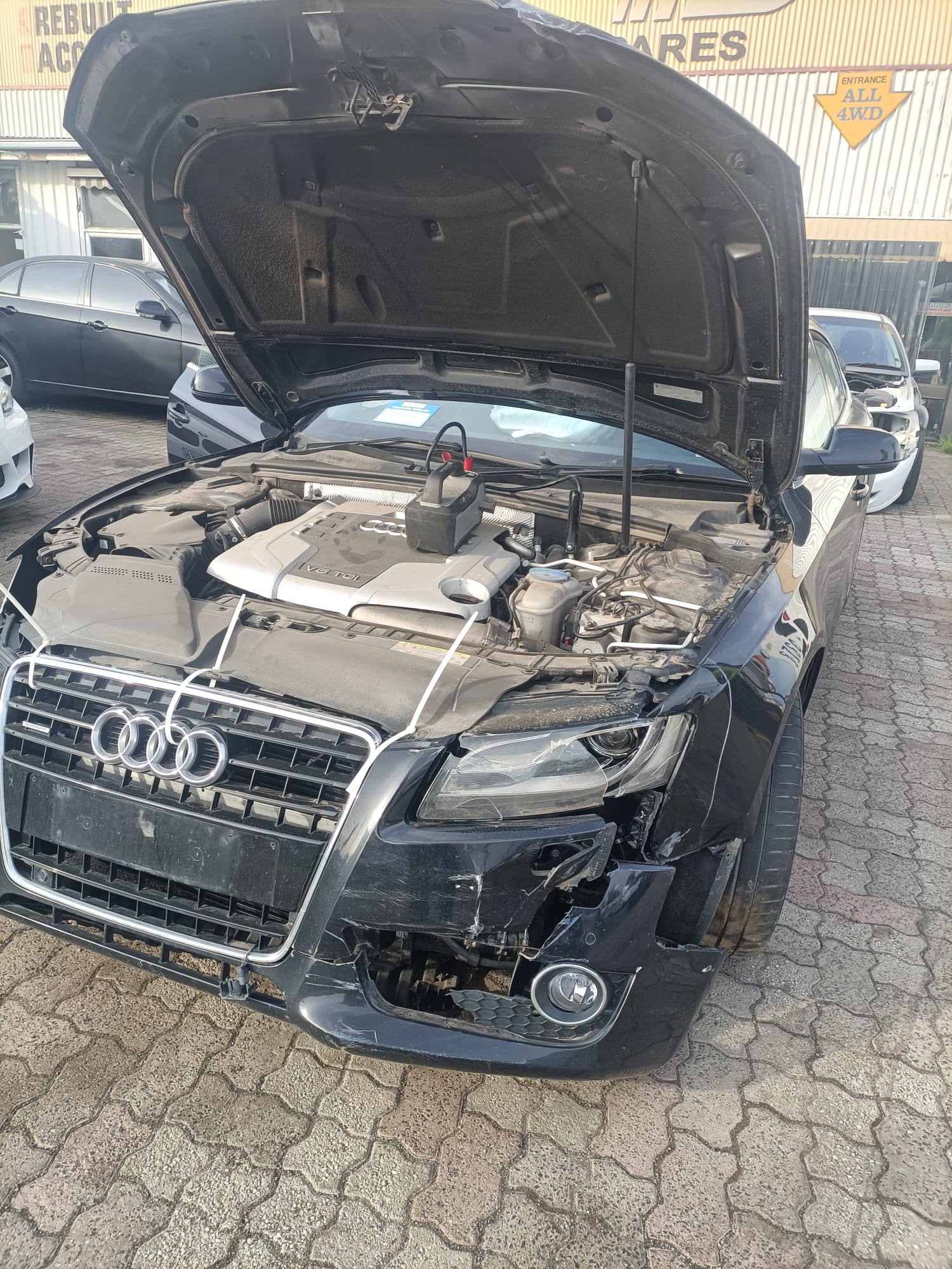 2010 AUDI A5/S5 8T, A5, HATCH, MANUAL FOLD, HEATED, NON LANE CHANGE ASSIST TYPE (6XD/7Y0), 10/09-11/16 8T8857410J RIGHT DOOR MIRROR