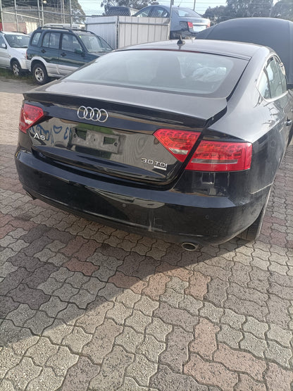 2010 AUDI A5/S5 LEFT REAR DOOR LOCK, 8T, SINGLE ROW (6 PIN), P/N 8K0839015C, 10/09-11/16 8K0839015C DOOR BOOT GATE LOCK