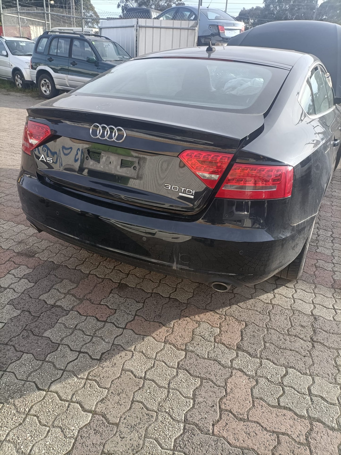 2010 AUDI A5/S5 DISPLAY UNIT, 6.5in NON SAT NAV TYPE, 8T, 10/07-11/16  RADIO CD DVD SAT TV