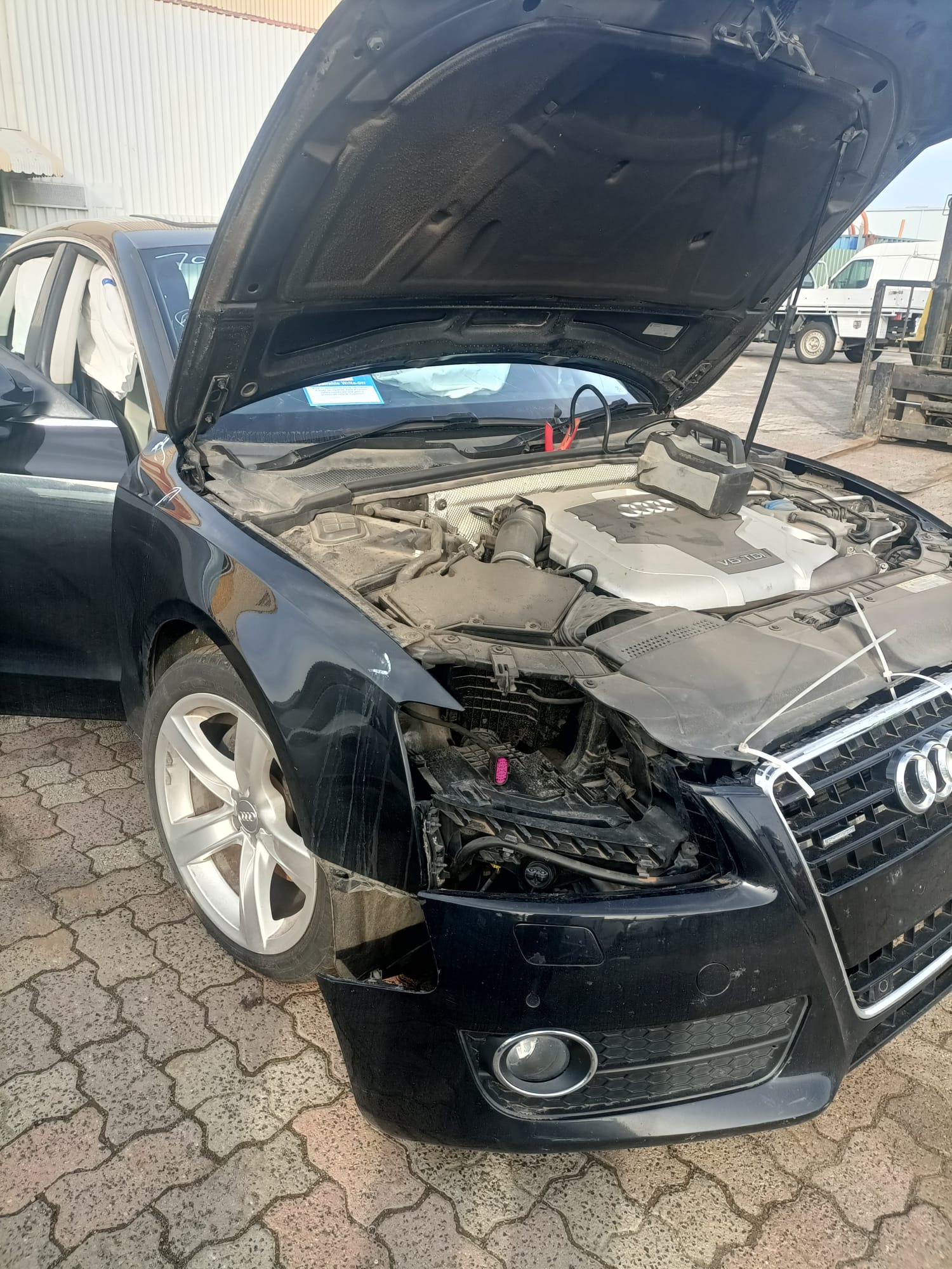 2010 AUDI A5/S5 8T, A5, HATCH, MANUAL FOLD, HEATED, NON LANE CHANGE ASSIST TYPE (6XD/7Y0), 10/09-11/16 8T8857410J RIGHT DOOR MIRROR
