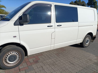 2010 VOLKSWAGEN TRANSPORTER ENGINE ECU, 2.5, DIESEL, AUTO, P/N 070906016EA, ECU ONLY, T5, 08/04-02/10 070906016EA ECU