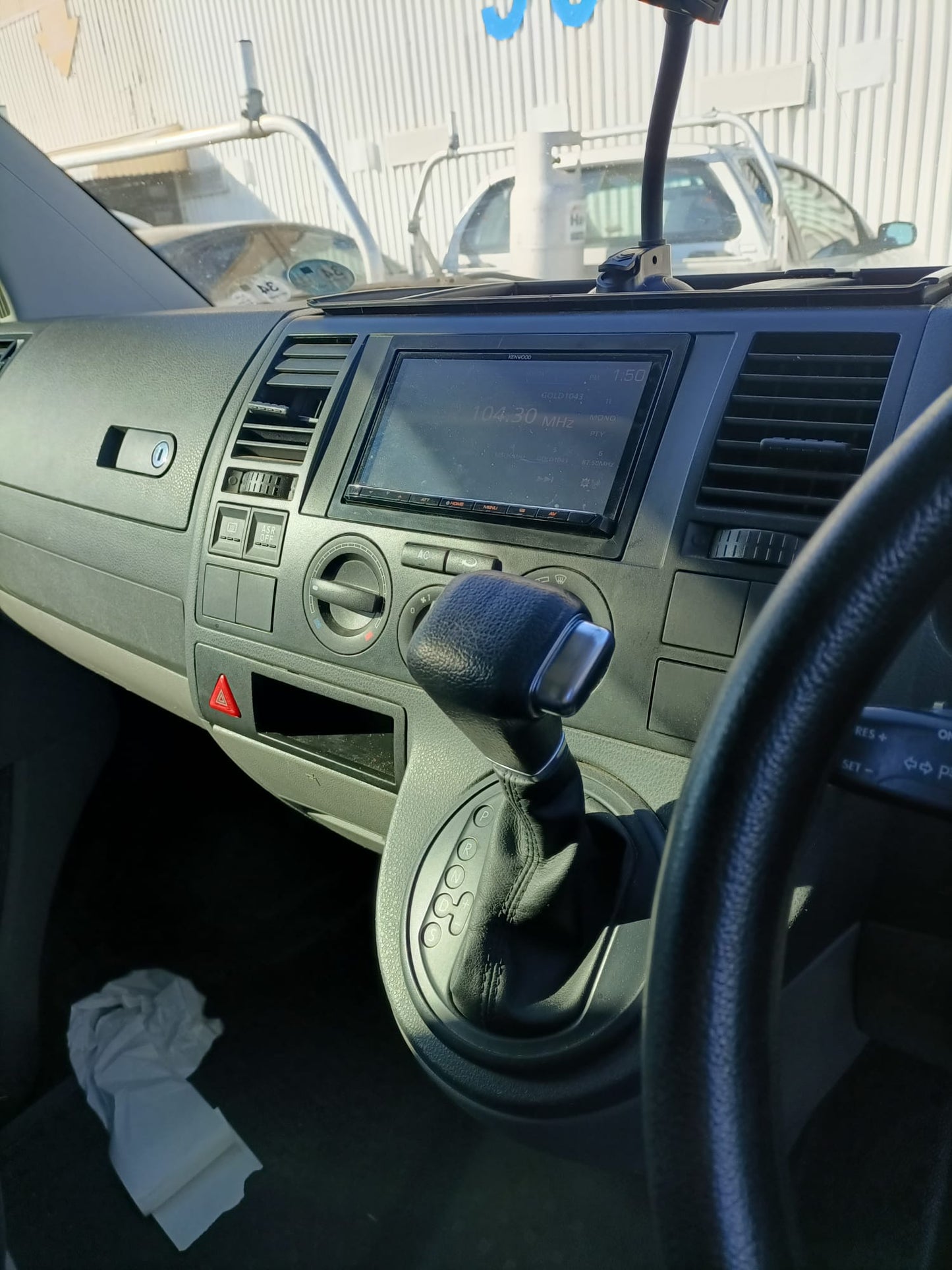 2010 VOLKSWAGEN TRANSPORTER LEFT REAR DOOR LOCK, T5, VAN, 08/04-06/15 7E0843653BQ DOOR BOOT GATE LOCK