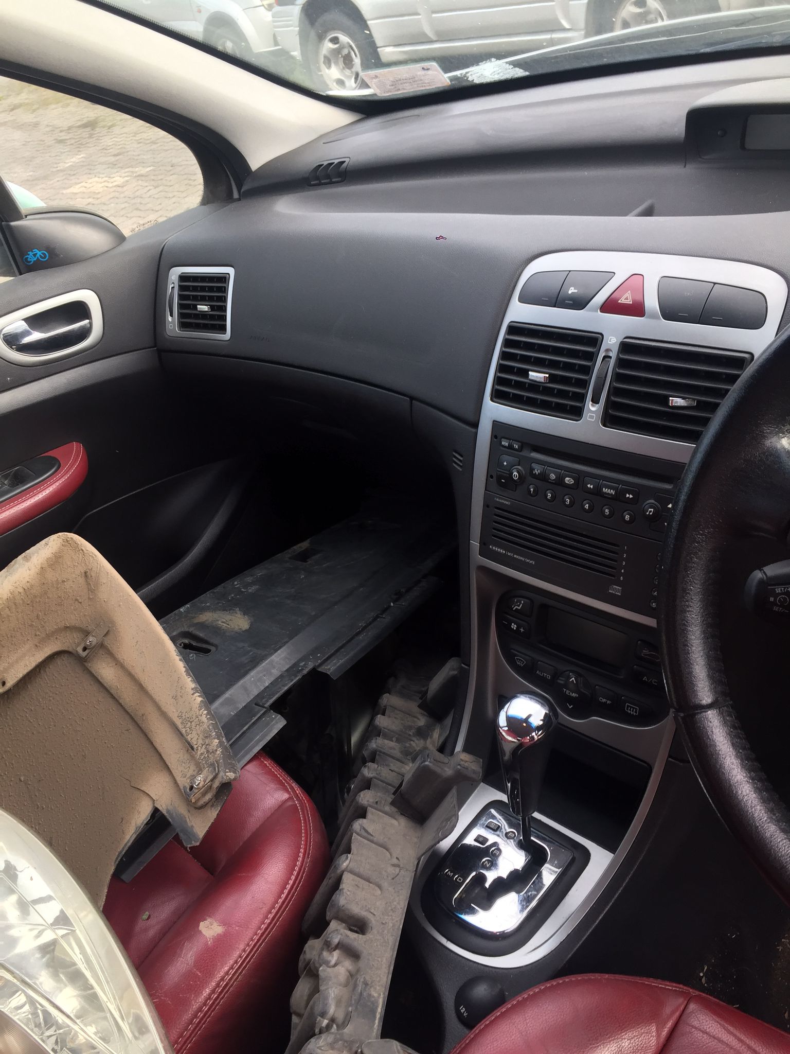 2004 PEUGEOT 307 T5-T6, POWER, FOLDING (2 PLUG TYPE), 12/01-12/09 8149CH RIGHT DOOR MIRROR