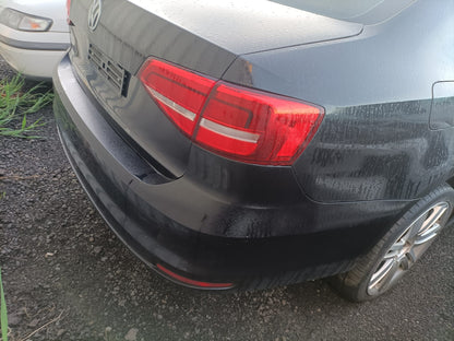 2015 VOLKSWAGEN JETTA LEFT FRONT DOOR LOCK, P/N 5K2837015D, 1B, 02/11-12/17 5K2837015D DOOR BOOT GATE LOCK