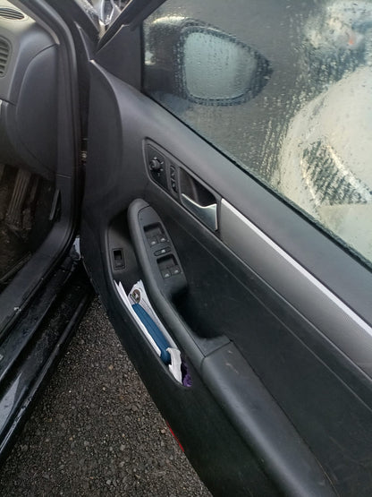 2015 VOLKSWAGEN JETTA LEFT FRONT DOOR LOCK, P/N 5K2837015D, 1B, 02/11-12/17 5K2837015D DOOR BOOT GATE LOCK