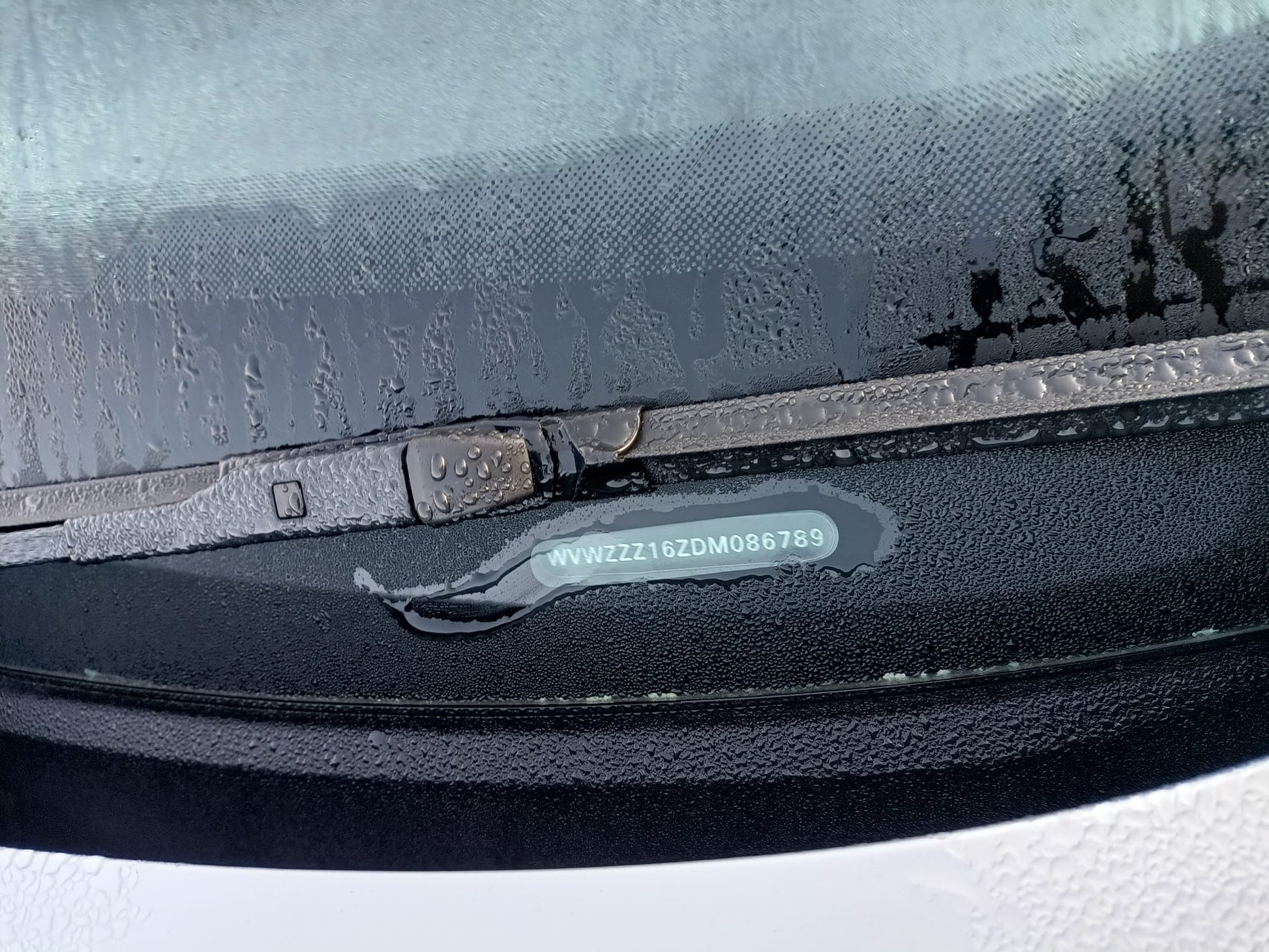 2013 VOLKSWAGEN JETTA 1B, 02/11-12/17 5C6821105A  LEFT GUARD