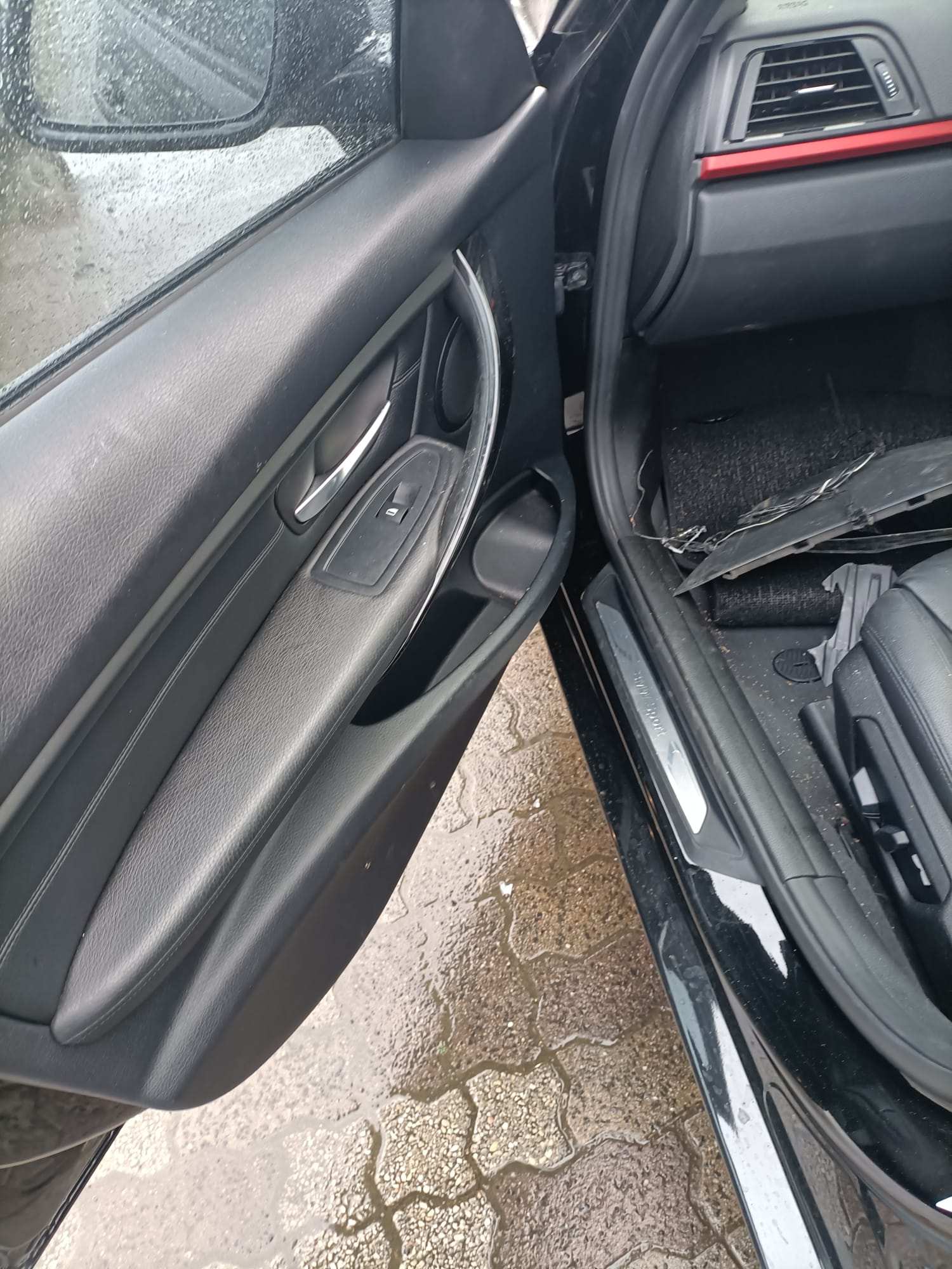 2014 BMW 3 SERIES F30, SEDAN, 11/11-02/19 51357259819 LEFT REAR DOOR WINDOW