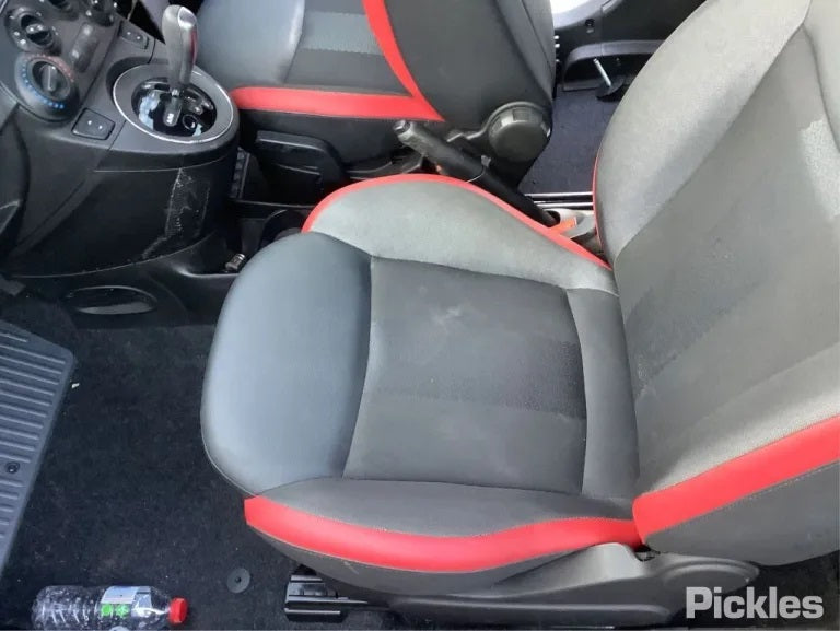 2015 FIAT 500 03/08-  HIGH LEVEL STOPLIGHT