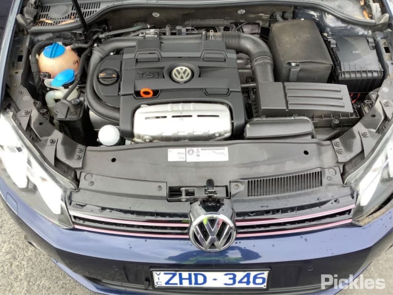 2011 VOLKSWAGEN GOLF GEN 6, CABRIO, 07/11-01/16  5K7831055D LEFT FRONT DOOR