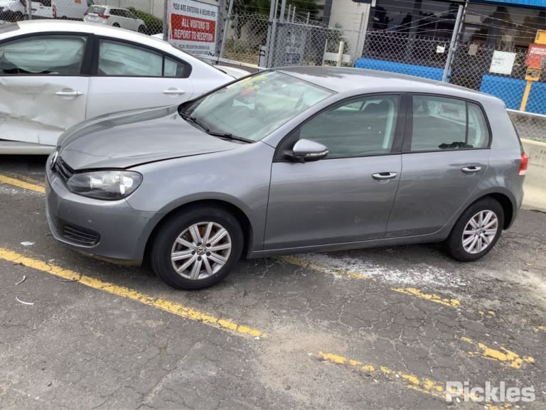 2011 VOLKSWAGEN GOLF GEN 6, NON GTi/R, HALOGEN TYPE, 12/08-03/13 5K2941005H LEFT HEADLAMP