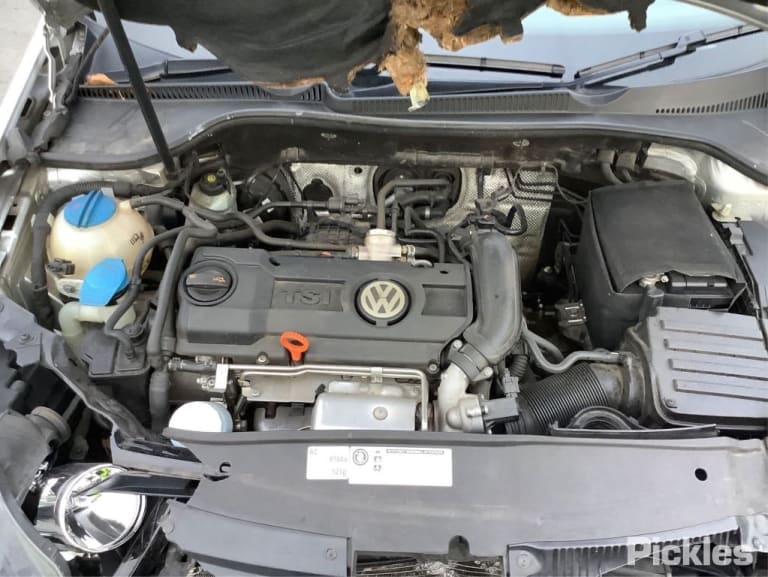 2011 VOLKSWAGEN GOLF LEFT FRONT DOOR LOCK, GEN 6, HATCH/CABRIO, P/N 5K2837015B, 10/08-01/16 5K2837015B DOOR BOOT GATE LOCK