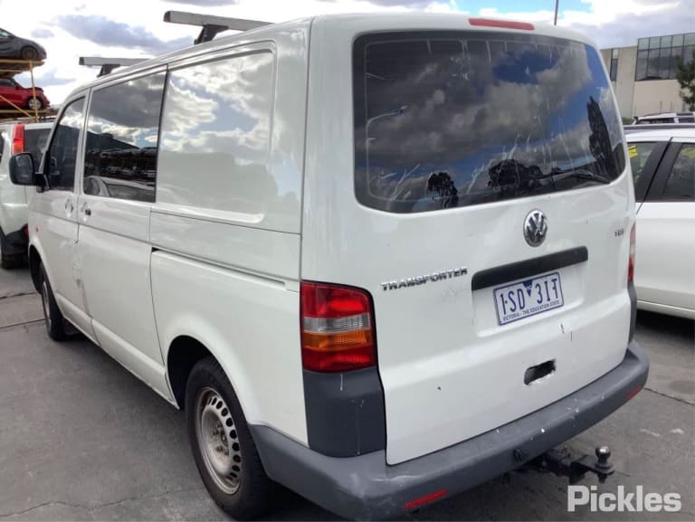 2006 VOLKSWAGEN TRANSPORTER T5, 08/04-06/15  LEFT GUARD