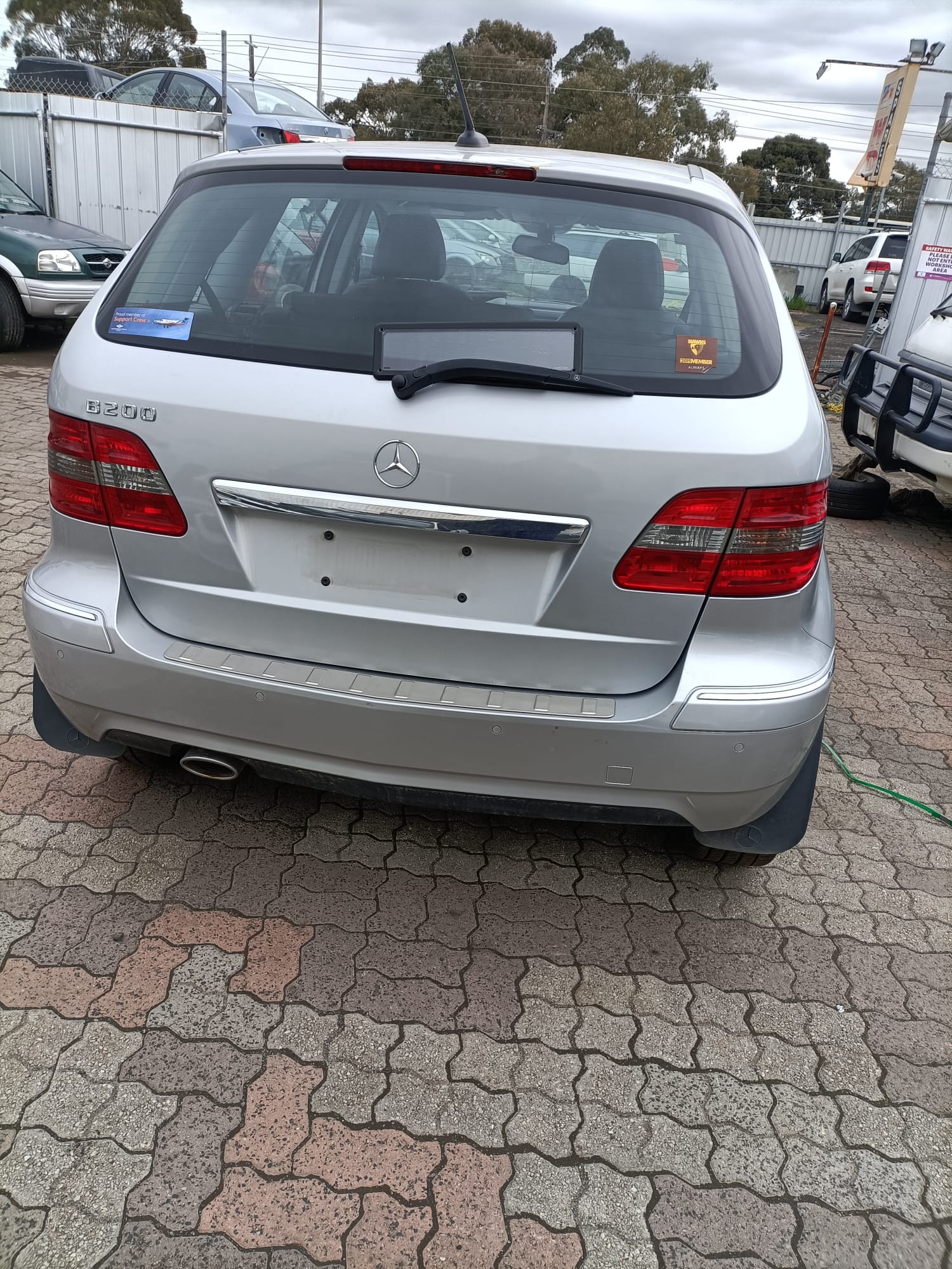 2011 MERCEDES B CLASS W245, PAIR, 11/05-06/11 A1698101510  A1698101610 SUNVISOR