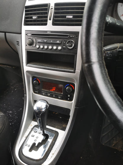 2007 PEUGEOT 307 T6, HATCH/WAGON/CABRIO, 10/05-12/09 7841T2 RIGHT GUARD