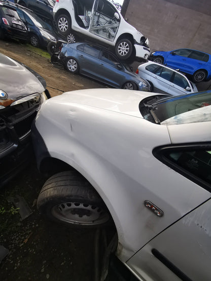 2008 VOLKSWAGEN CADDY 2K, 12/04-08/10 1T0823031D BONNET