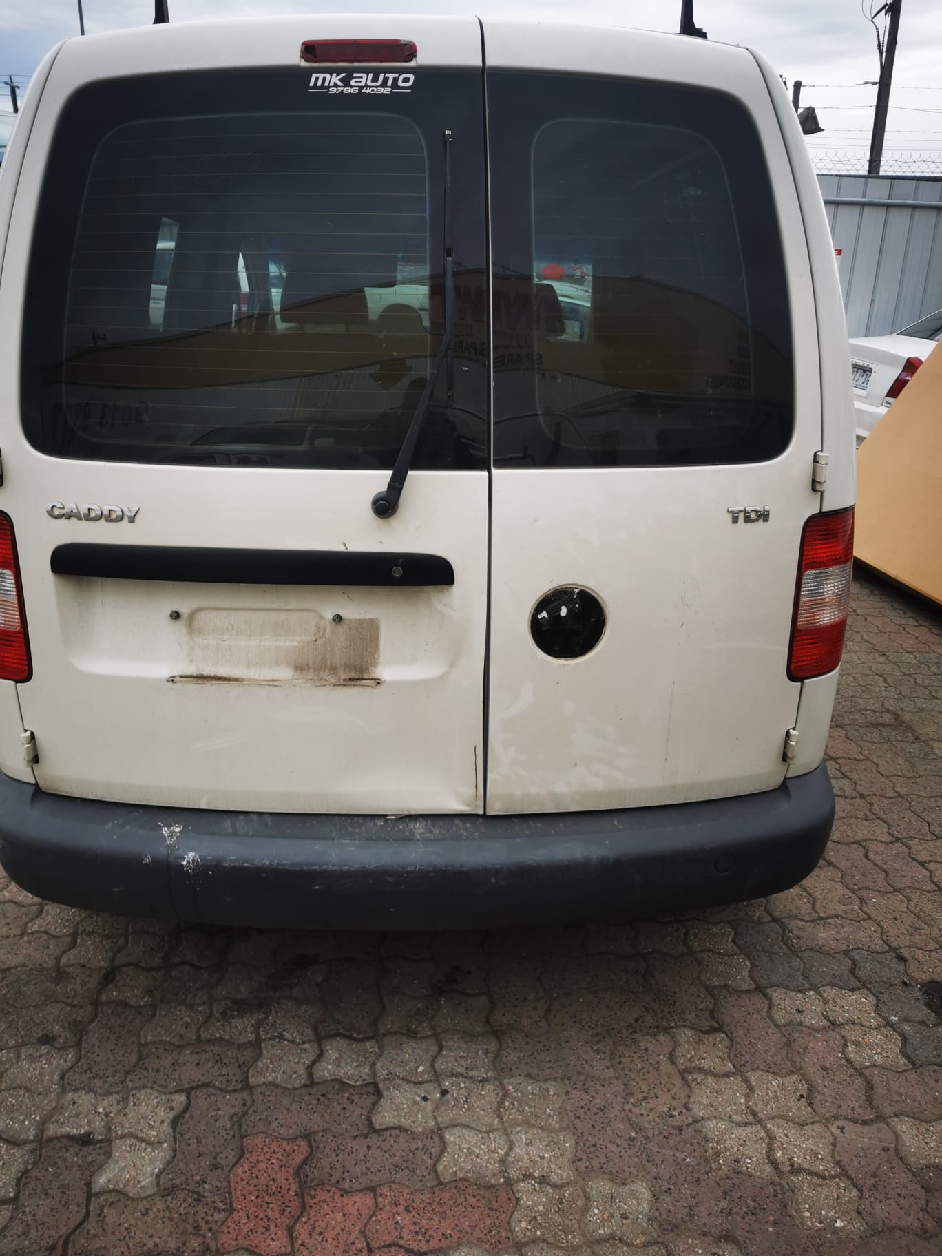 2008 VOLKSWAGEN CADDY 2K, 12/04-08/10 1T0823031D BONNET