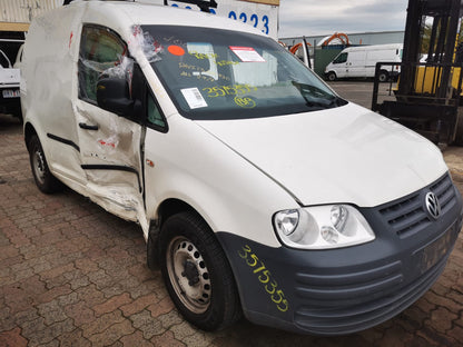 2008 VOLKSWAGEN CADDY 2K, CHROME INSERT TYPE, 12/04-08/10  RIGHT HEADLAMP