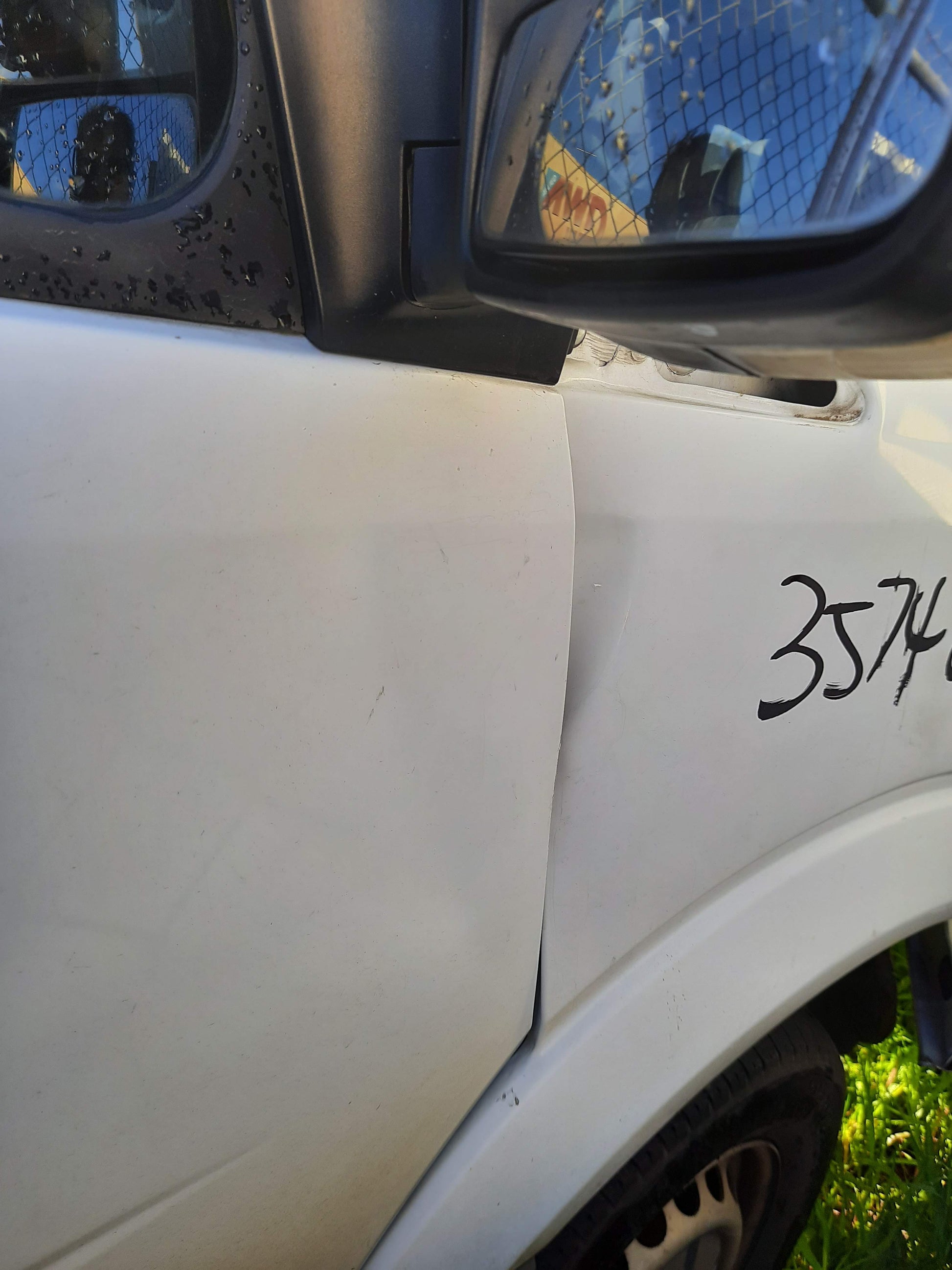 Wrecking 2013 MERCEDES SPRINTER for Used Parts MB0856
