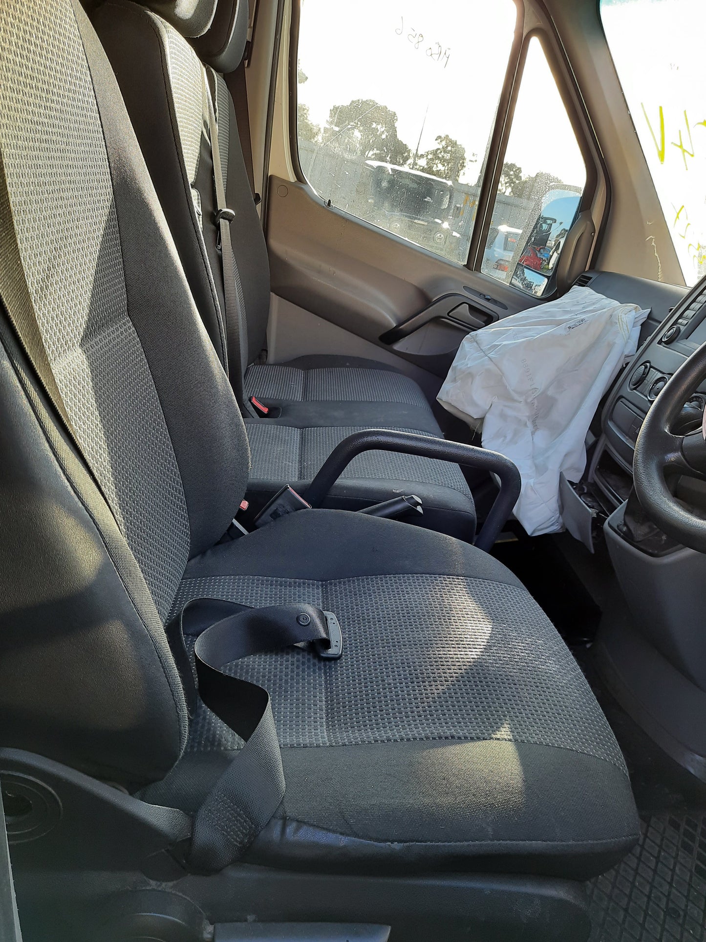 2013 MERCEDES SPRINTER RIGHT FRONT DOOR LOCK, NCV3, 10/06-04/18 A9067201835 DOOR BOOT GATE LOCK