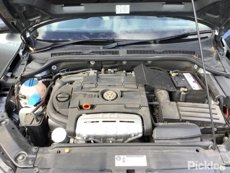 2014 VOLKSWAGEN JETTA 1B, 02/11-12/17 5C6833055E LEFT REAR DOOR SLIDING