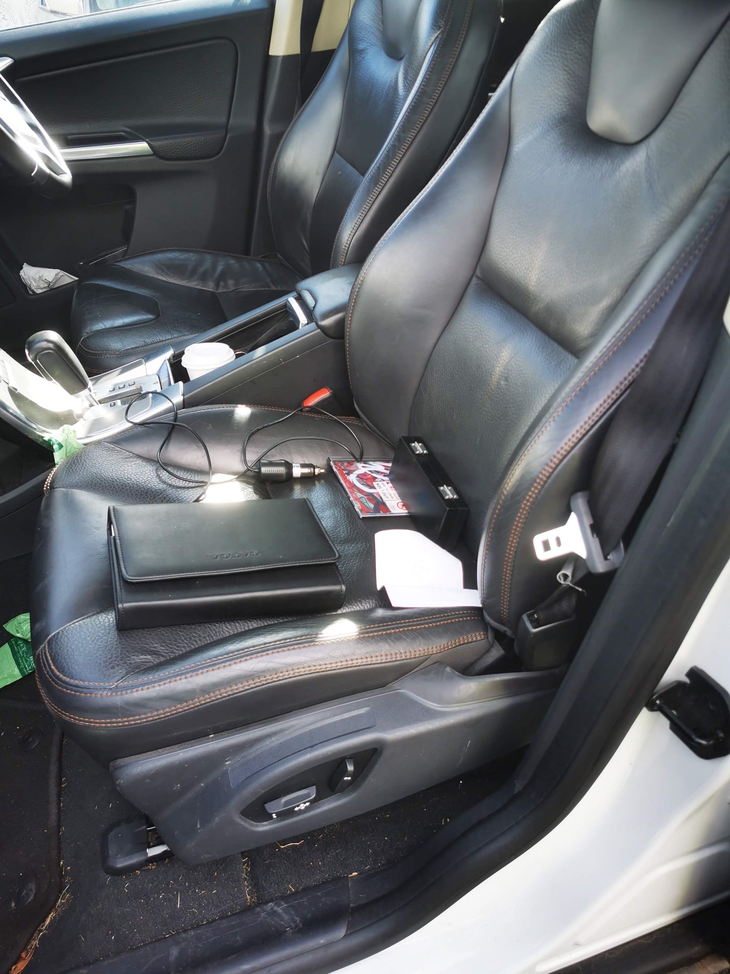 2012 VOLVO XC60 RH FRONT, CH <288204, ASSY (BELT AND STALK), DZ, 02/09-04/17  SEAT BELT STALK