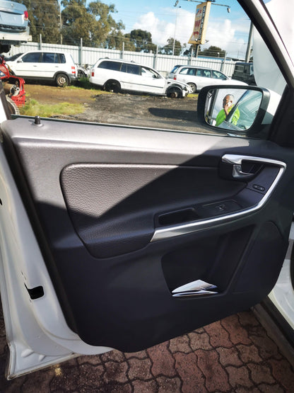 2012 VOLVO XC60 DZ, NON BLIND SPOT INFO SYSTEM TYPE, NON CAMERA TYPE, 02/09-09/13 31371127 LEFT DOOR MIRROR