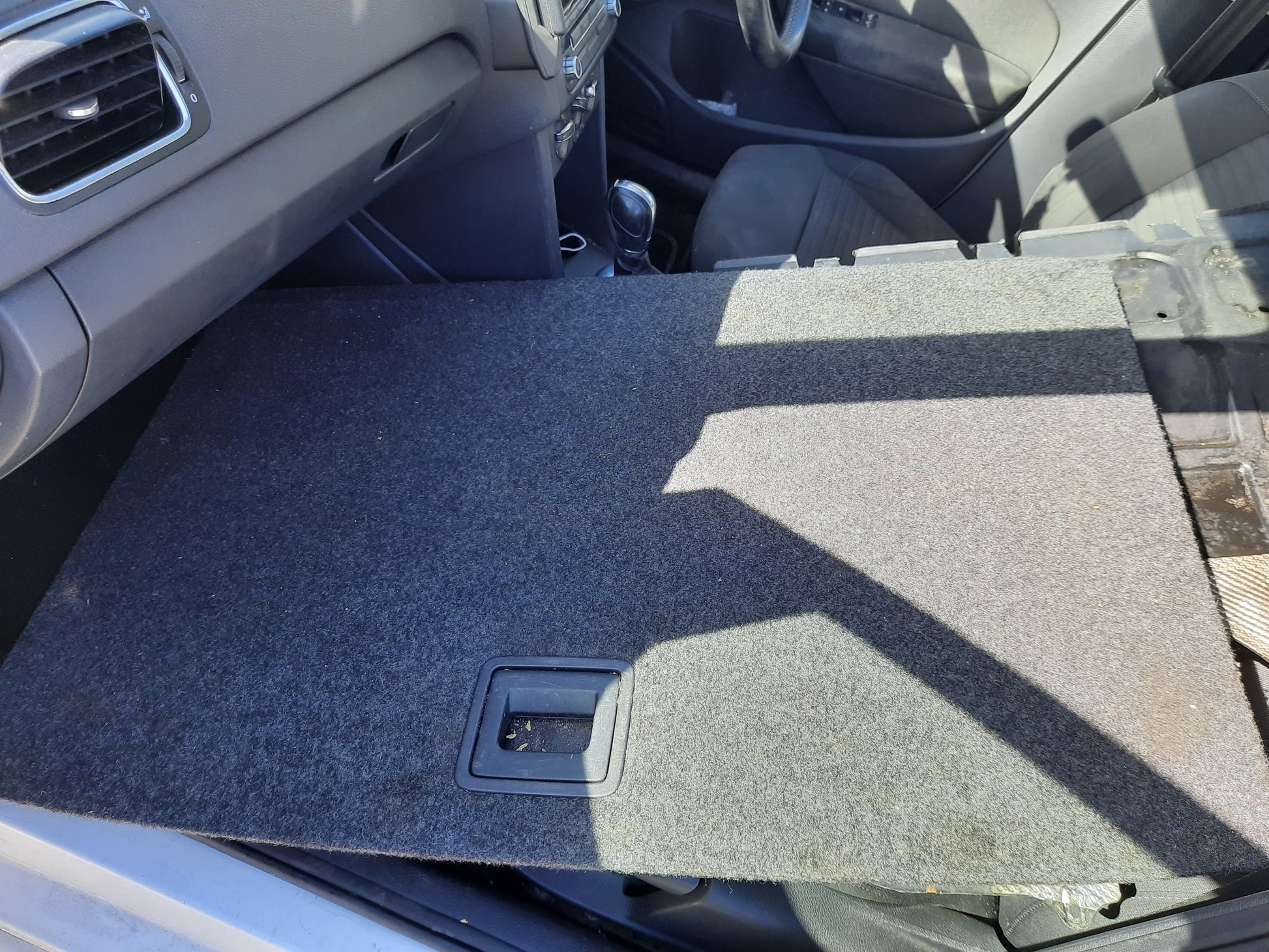 2013 VOLKSWAGEN POLO 6R, 05/10-09/17 6R6845206C RIGHT REAR DOOR WINDOW