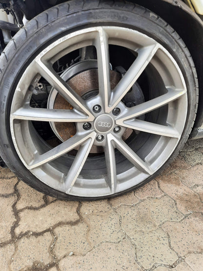 2010 AUDI A5/S5 8T, A5, HATCH, MANUAL FOLD, NON HEATED, W/ LANE CHANGE ASSIST TYPE (6XC/7Y1), 10/09-11/16 8T8857409J LEFT DOOR MIRROR