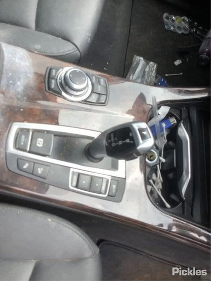 2014 BMW X3 F25, NON SPORT, AUTO (SMALL P BUTTON), P/N 61317950395, 03/11-07/17 61317950395 GEAR STICK SHIFTER