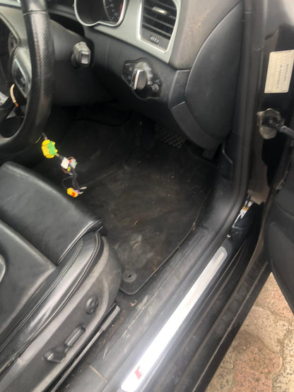 2010 AUDI A5/S5 LEFT FRONT DOOR LOCK, 8T, SINGLE ROW (6 PIN), P/N 8J2837015C, 11/09-11/16 8J2837015C DOOR BOOT GATE LOCK