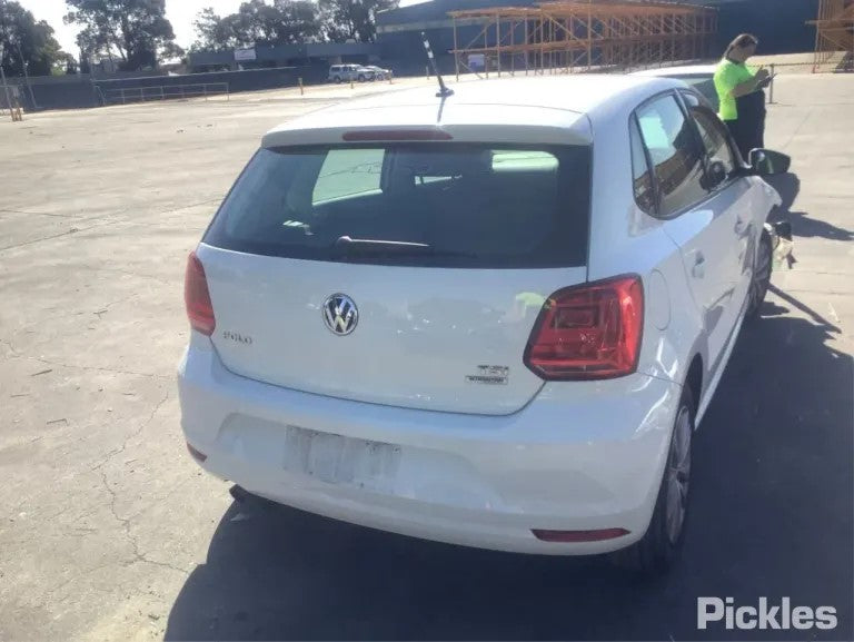 2016 VOLKSWAGEN POLO 6R, COMFORTLINE/TRENDLINE/BEATS, NON PARK SENSOR TYPE, 05/14-09/17  REAR BUMPER