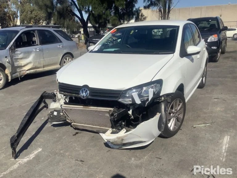 2016 VOLKSWAGEN POLO 6R, COMFORTLINE/TRENDLINE/BEATS, NON PARK SENSOR TYPE, 05/14-09/17  REAR BUMPER