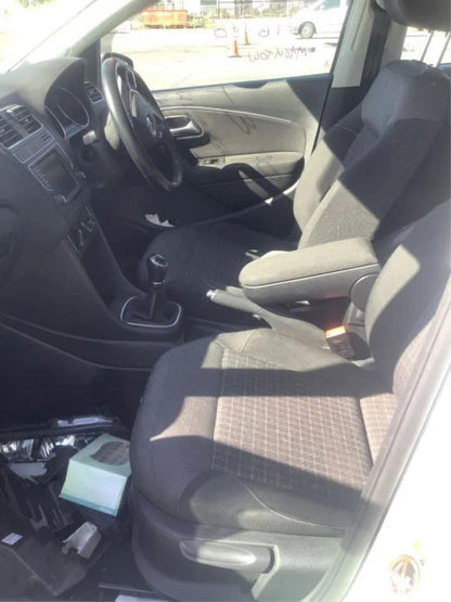 2016 VOLKSWAGEN POLO 6R, HEATED TYPE, 05/14-09/17  LEFT DOOR MIRROR