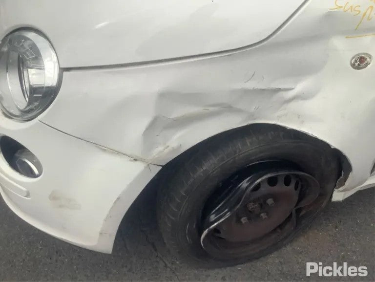 2015 FIAT 500 IN BODY, HATCH, LIGHT GREY LENS EDGING, 03/08-09/15 51885549 LEFT TAILLIGHT