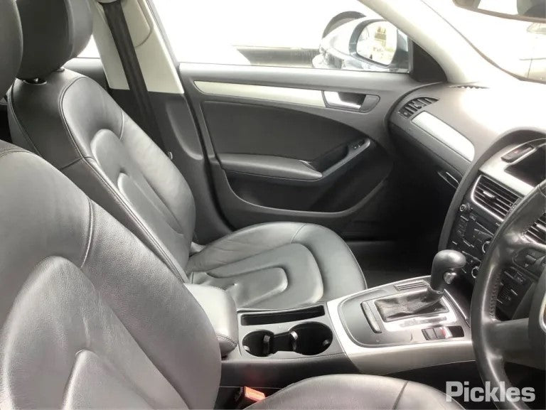 2008 AUDI A4 BOOTLID LAMP (RH SIDE), B8 8K (A4/S4), STANDARD TYPE, 02/08-06/12 8K5945094D REAR GARNISH