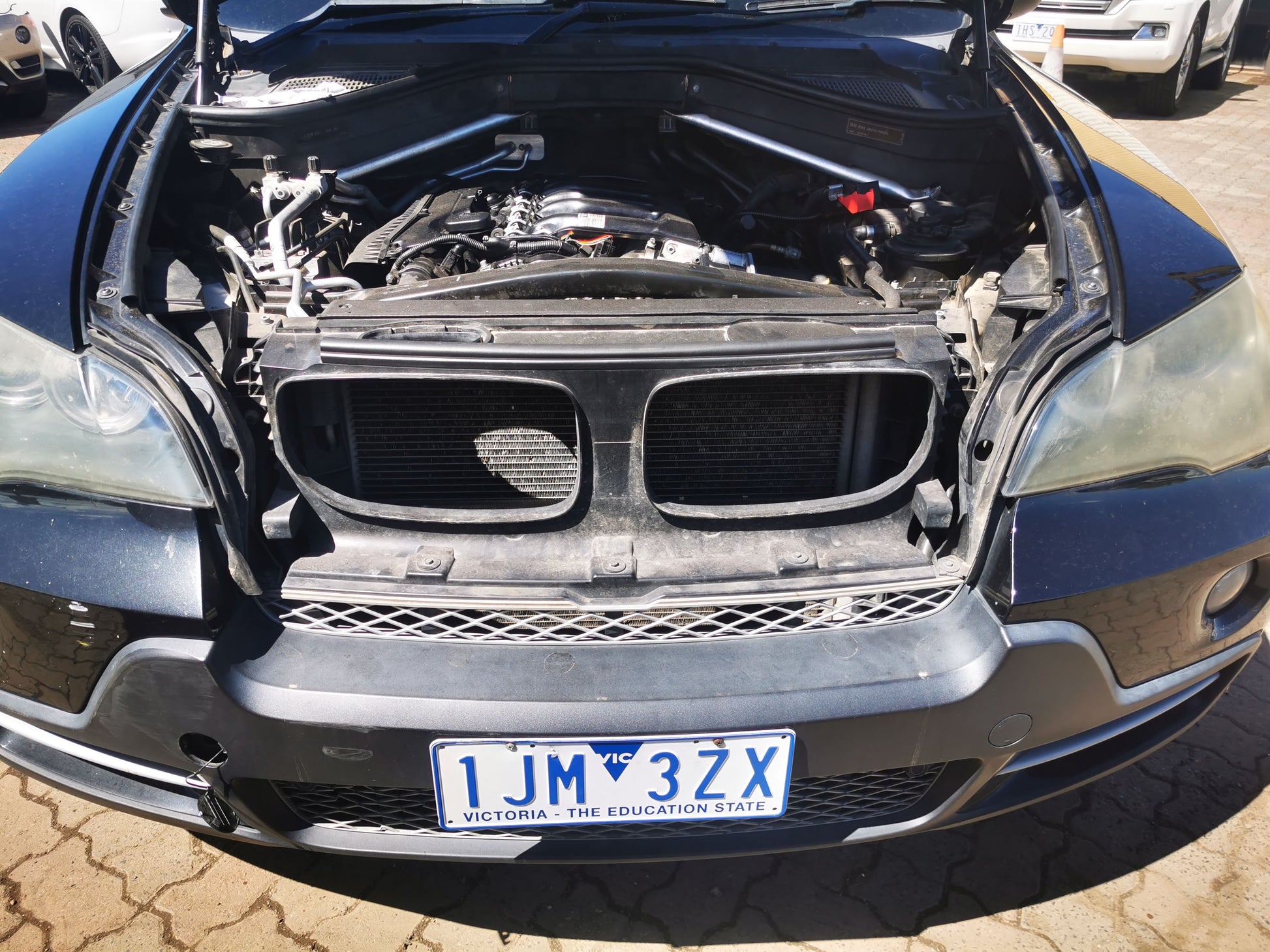 2008 BMW X5 E70, 03/07-08/13 41517211424 RIGHT FRONT DOOR