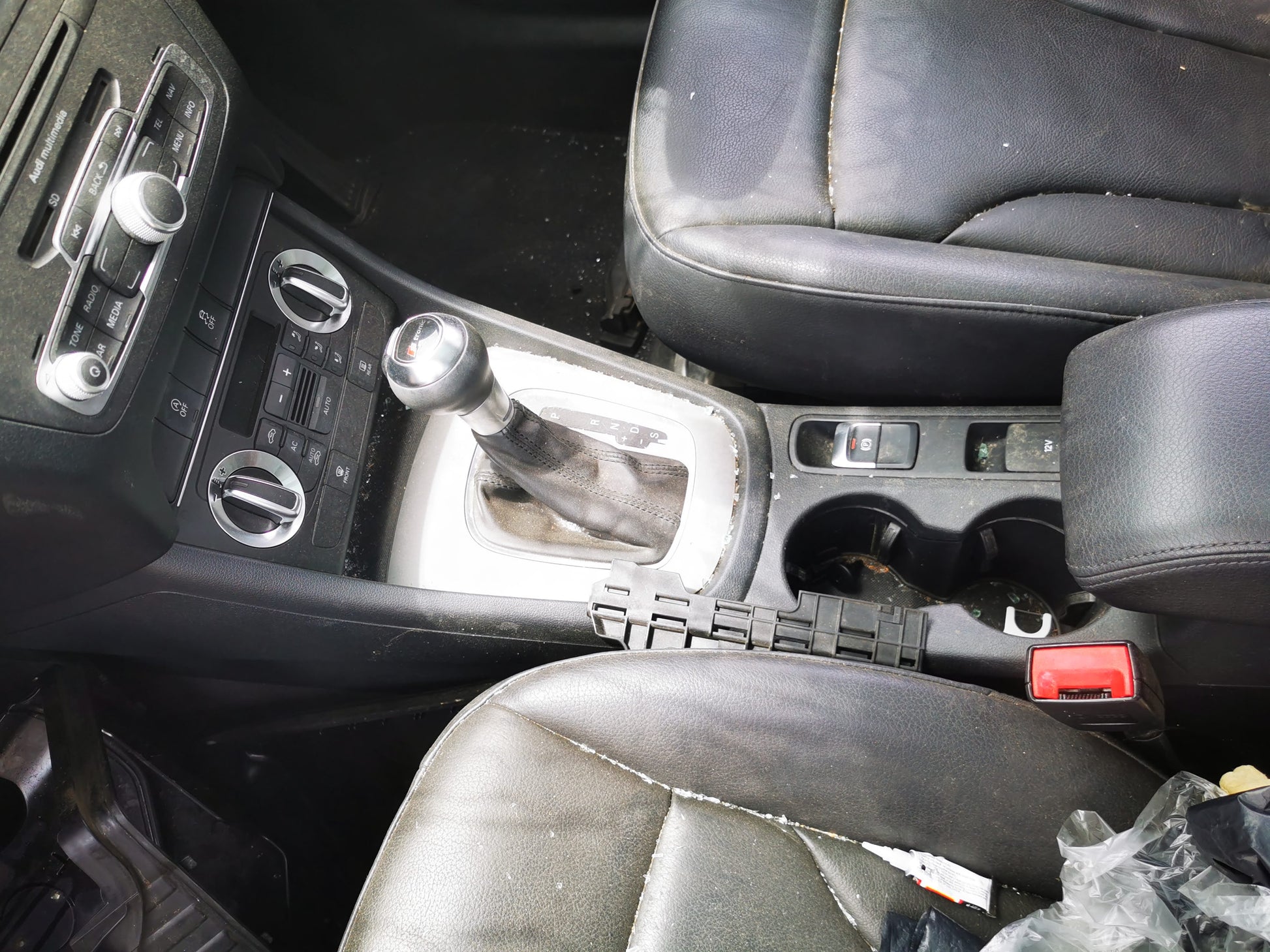2012 AUDI Q3 8U, RH SIDE, 03/12-12/18 8U0857552C SUNVISOR