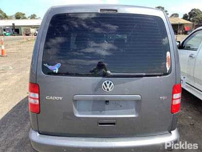 2012 VOLKSWAGEN CADDY RIGHT REAR DOOR SLIDING LOCK, 2K, 12/04-06/15 2K5843654 DOOR BOOT GATE LOCK
