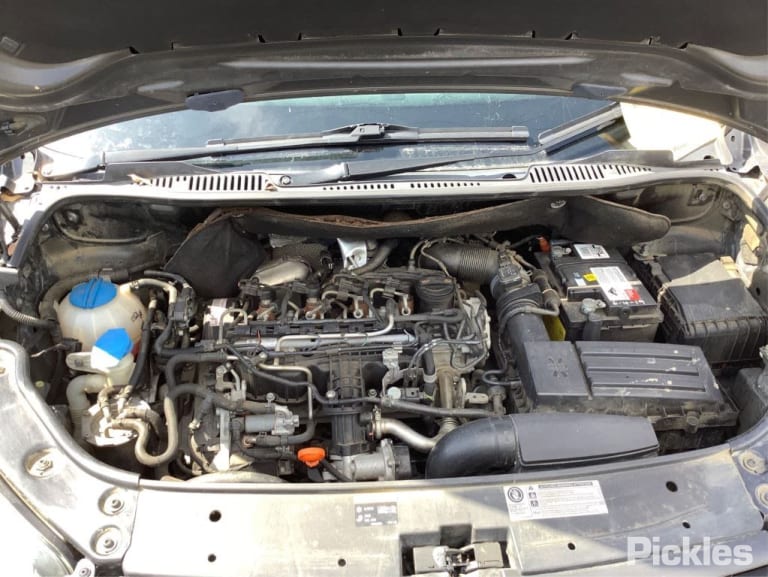 2012 VOLKSWAGEN CADDY 2K, COLOUR CODED TYPE (MAXI LIFE), 08/10-06/15 1T0807221M FRONT BUMPER