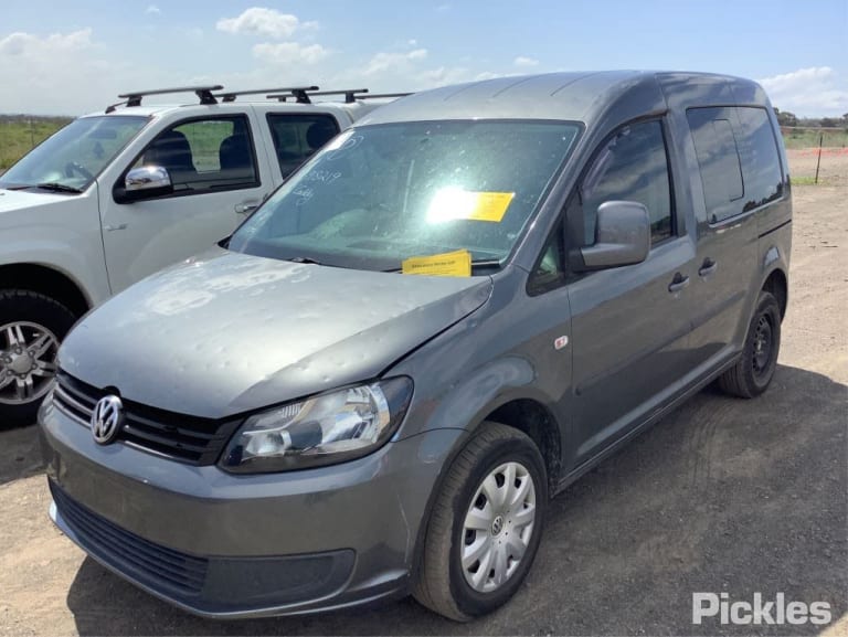 2012 VOLKSWAGEN CADDY 2K, COLOUR CODED TYPE (MAXI LIFE), 08/10-06/15 1T0807221M FRONT BUMPER