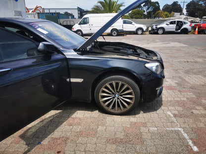 Wrecking 2009 BMW 7 SERIES for Used Parts BM0908