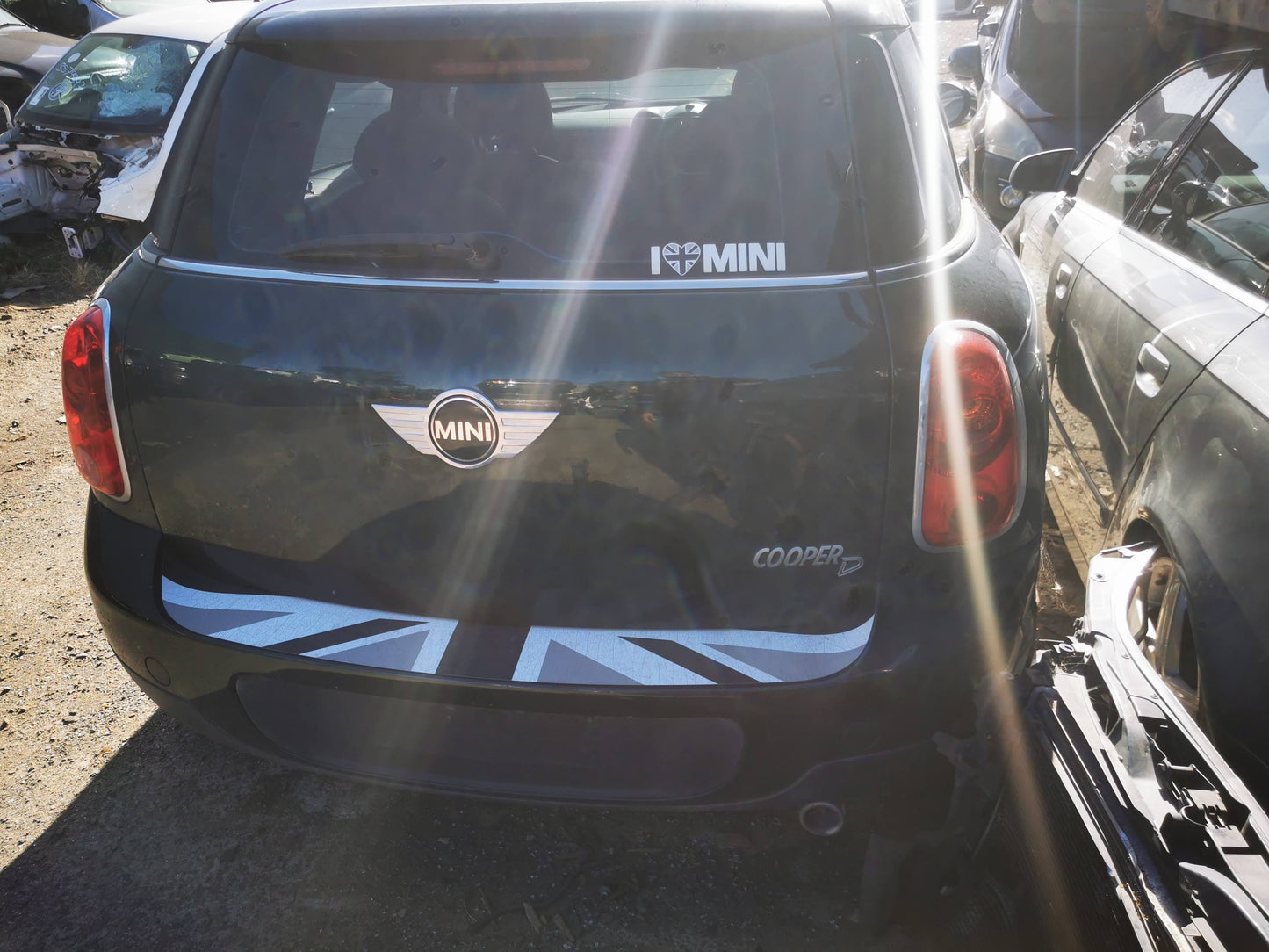 2012 MINI COOPER R60 COUNTRYMAN, HALOGEN, WHITE TURN INDICATOR TYPE, 01/11-09/16 63129801031 LEFT HEADLAMP