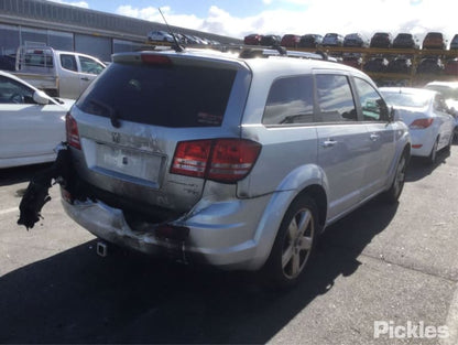 Wrecking 2010 DODGE JOURNEY for Used Parts DO0918