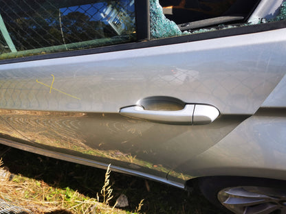 2010 BMW 3 SERIES BONNET GRILLE (LH SIDE), E90/E92/E93, SEDAN/COUPE/CABRIO, 03/07-09/13 51137201967 GRILLE